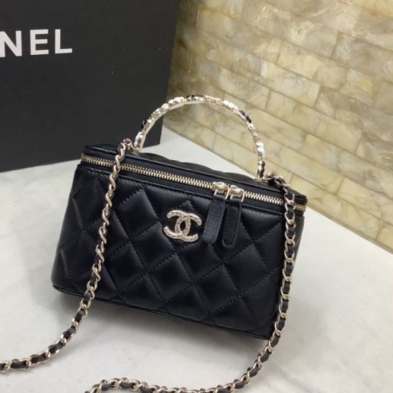 Chanel Cosmetic Bags - Click Image to Close